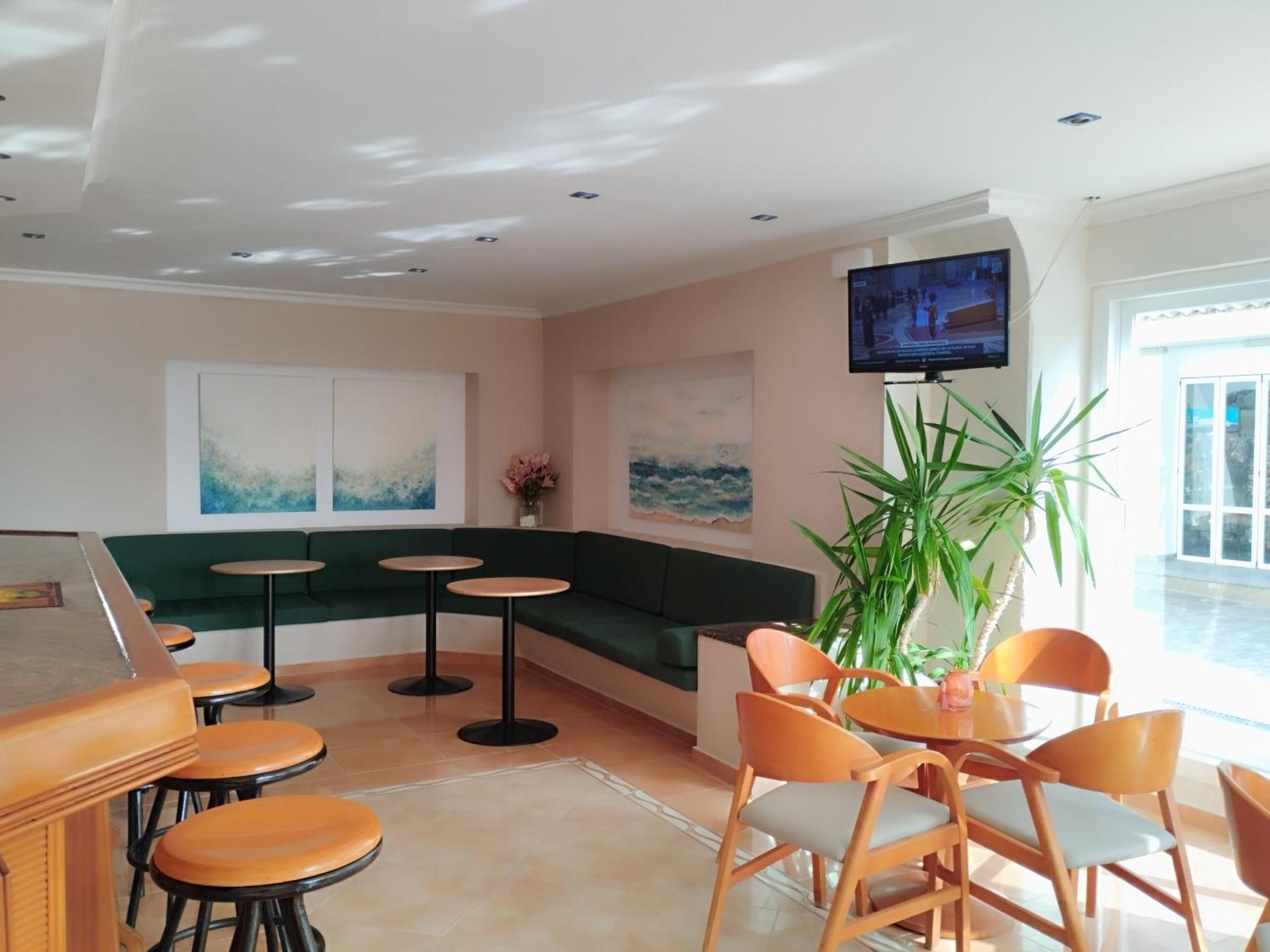 Hostal Mar Y Huerta Es Cana Kültér fotó
